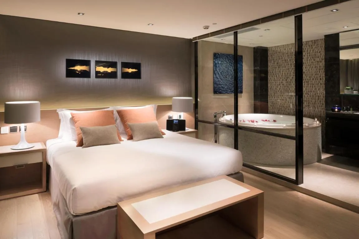 Nina Hotel Island South